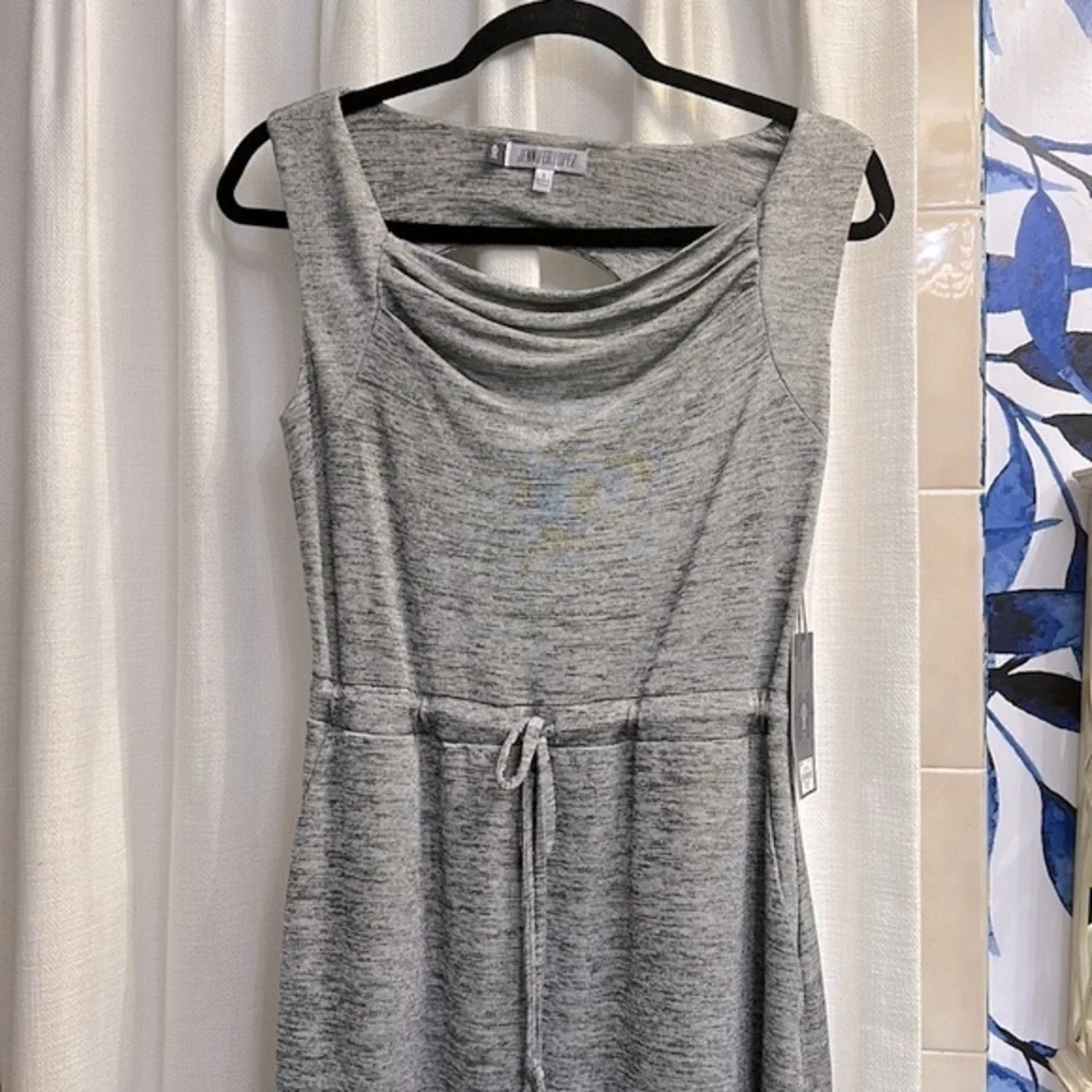 NWT Women’s Jennifer Lopez Metallic Sleeveless Silver Shimmer Dress Size Small - Picture 3 of 11